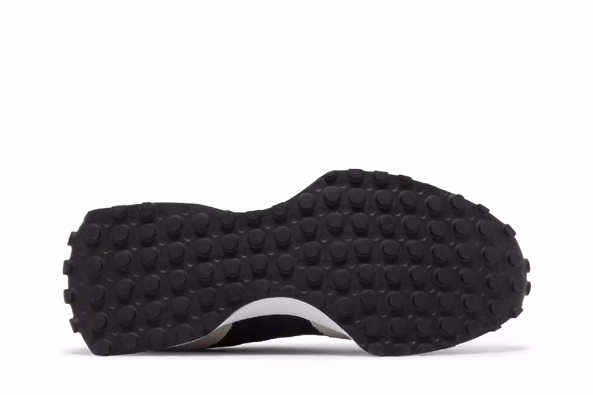 New Balance 327 Black White, view 5