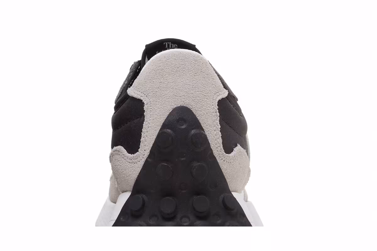 New Balance 327 Black White, view 8