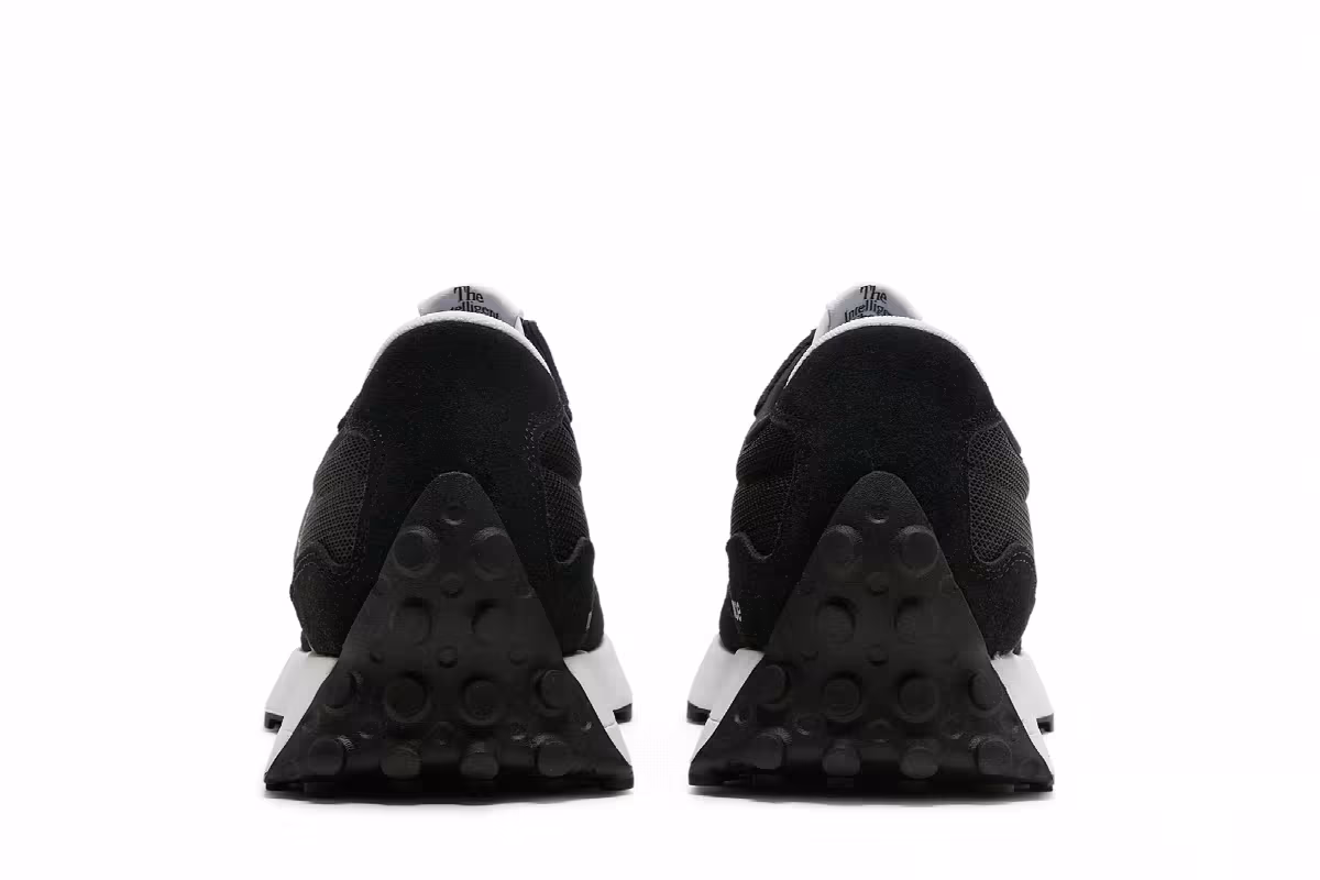 New Balance 327 Black Metallic Silver, view 7