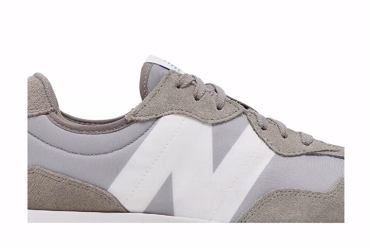 New Balance 327 Marblehead, view 3