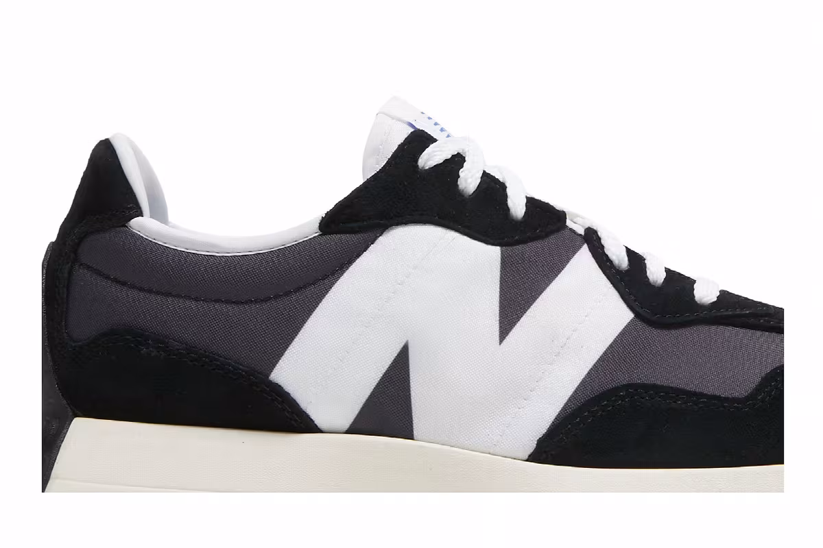 New Balance 327 Black Phantom, view 3