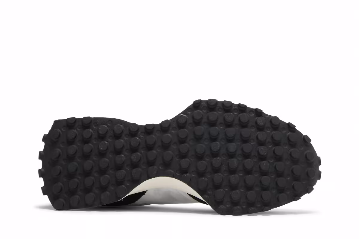 New Balance 327 Black Phantom, view 5