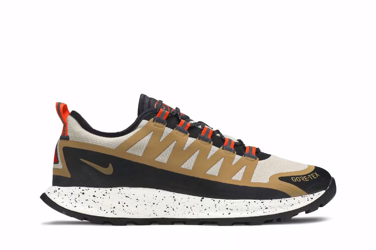Nike ACG Air Nasu Gore-Tex Khaki Golden Beige, view 2