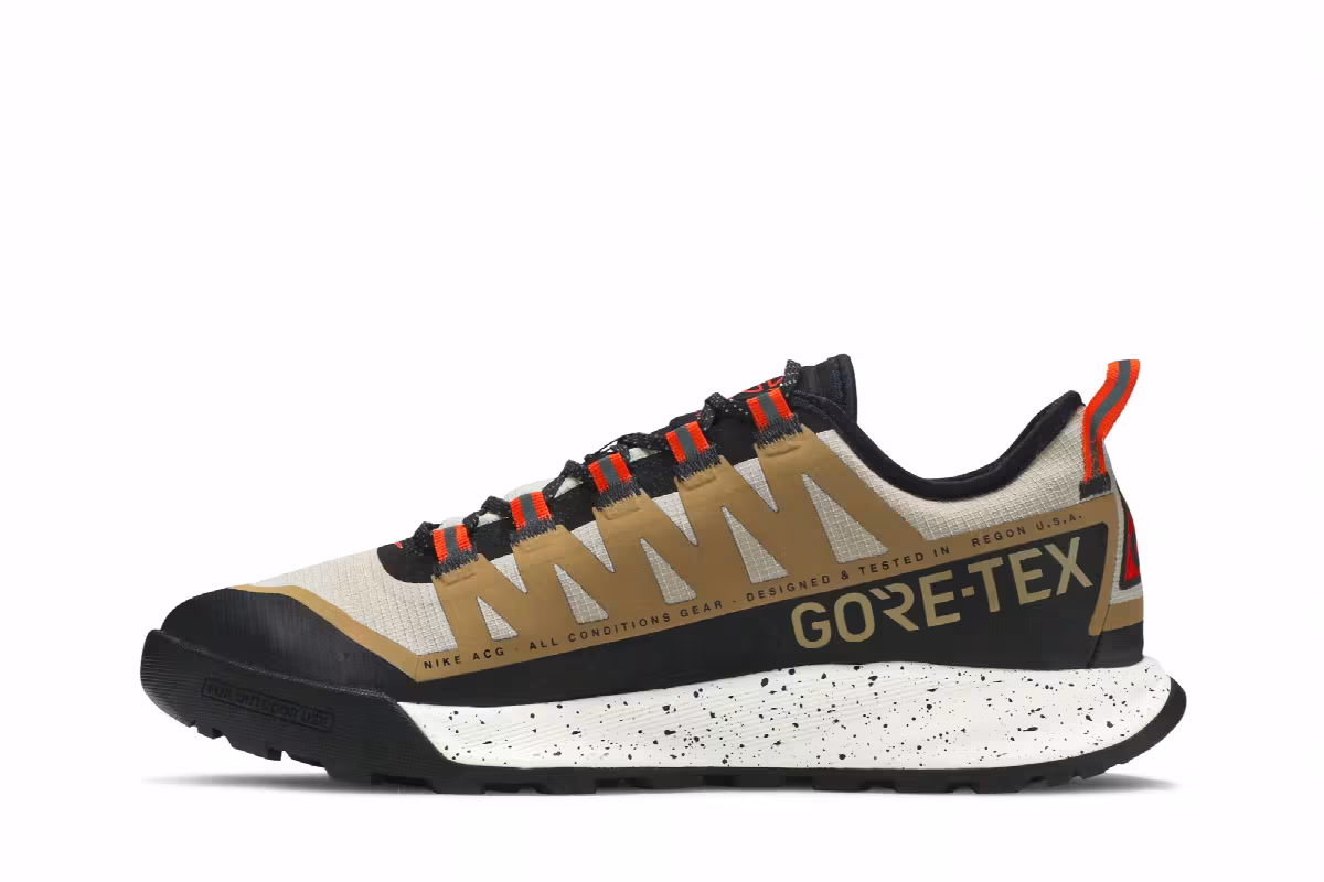Nike ACG Air Nasu Gore-Tex Khaki Golden Beige, view 4