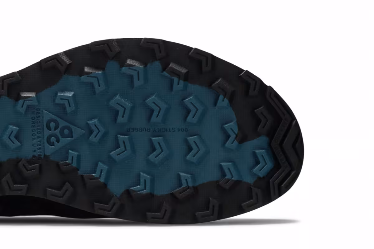 Nike ACG Air Nasu Gore-Tex Black Dark Grey, view 6