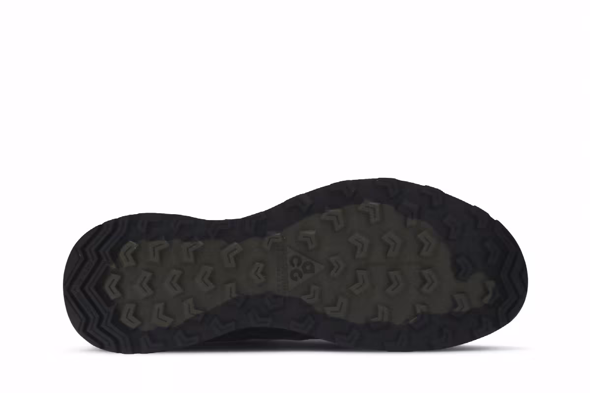 Nike ACG Air Nasu Black Cargo Khaki, view 5