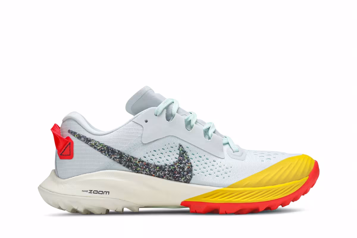 Nike Women's Air Zoom Terra Kiger 6 Aura, view 2