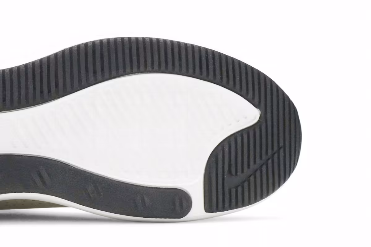 Nike Women's Air Max Dia Fossil, view 6
