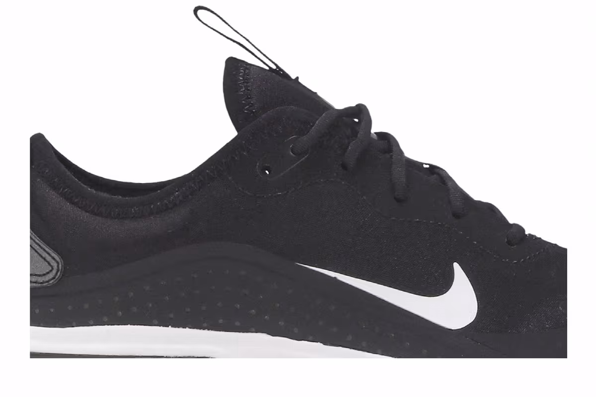 Nike Women's Air Max Dia Black White, view 3