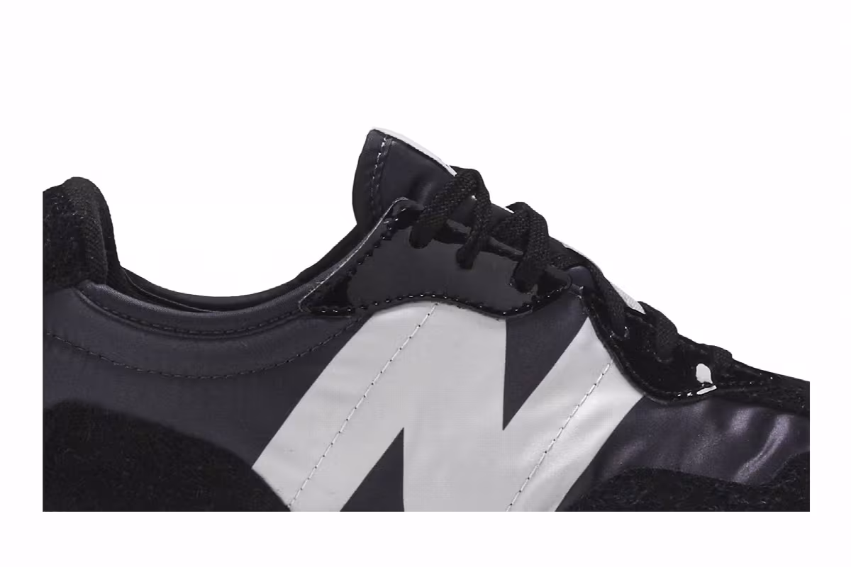 New Balance Women's 327 Black Grey, view 3