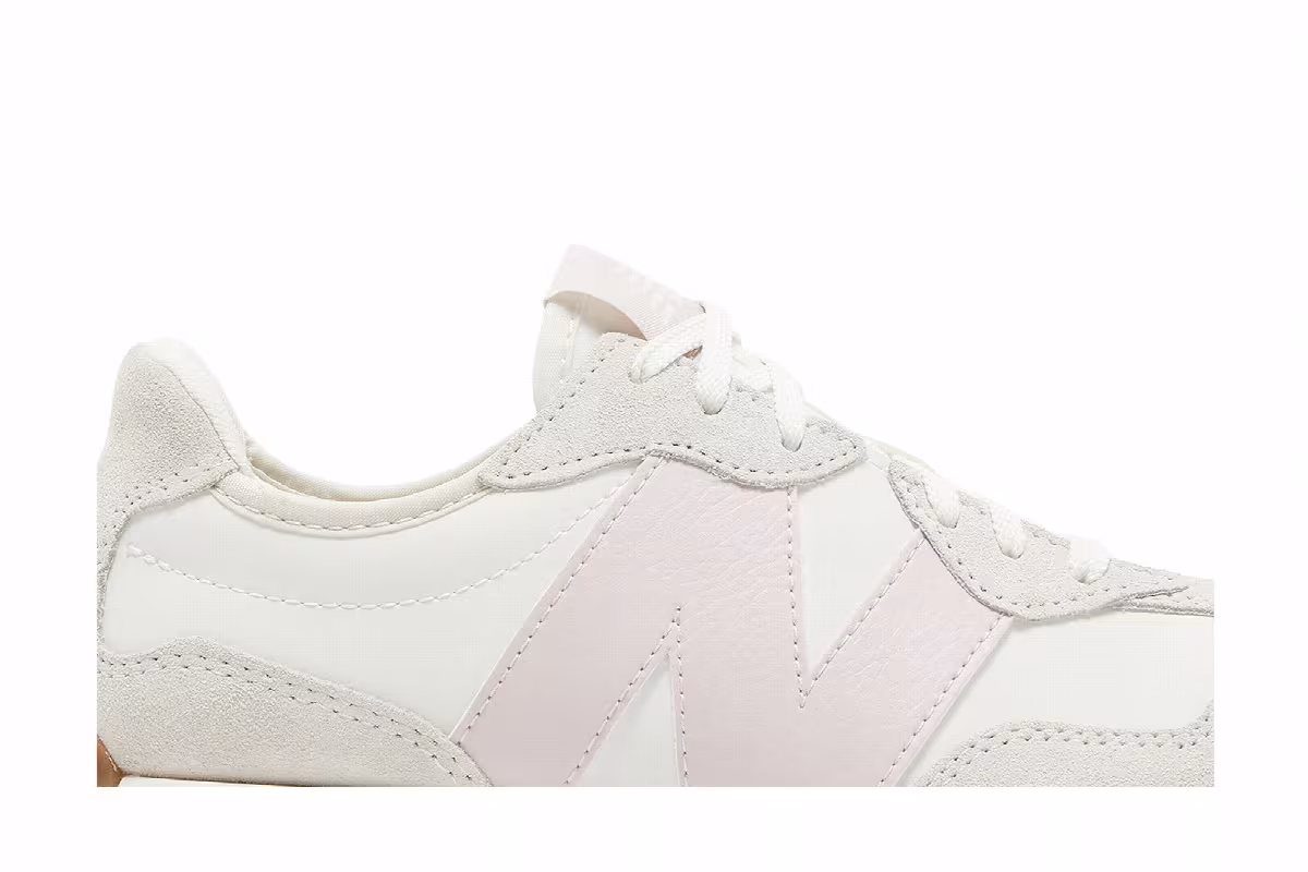 New Balance Women's 327 Sea Salt Pink Haze, view 3