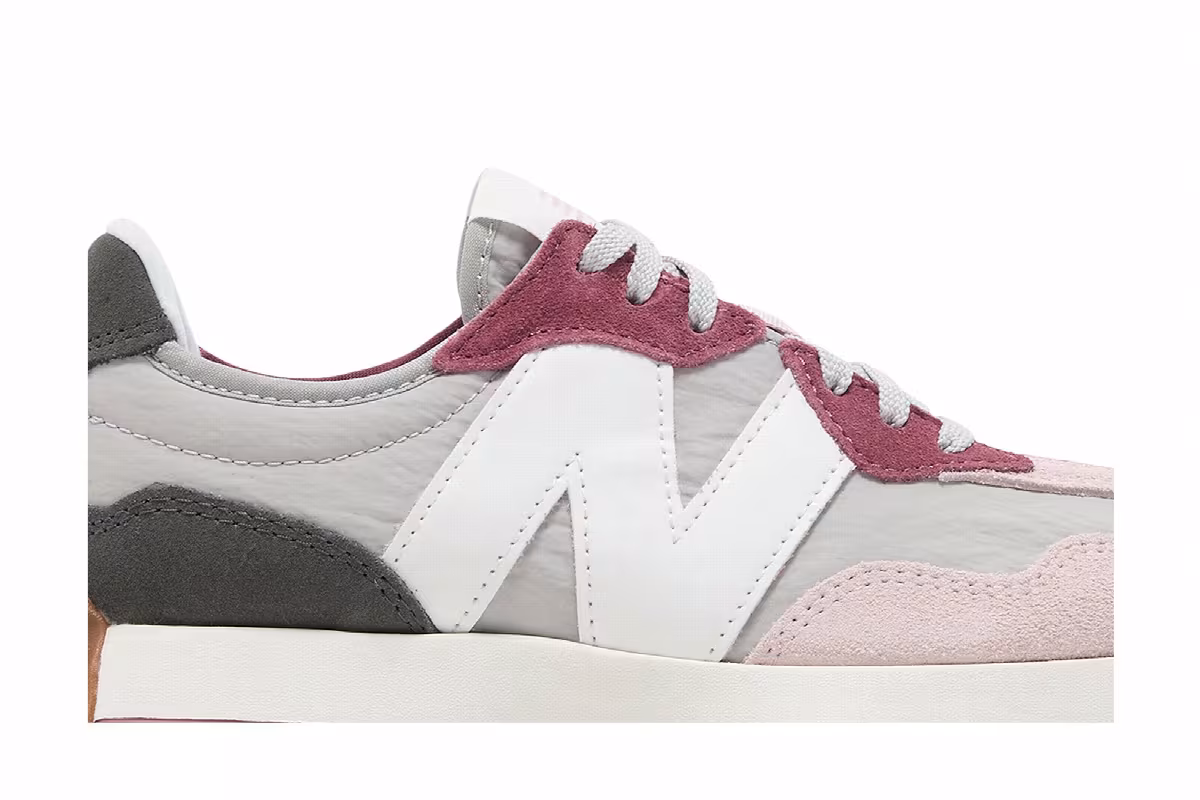 New Balance Women's 327 Stone Pink Raincloud, view 3