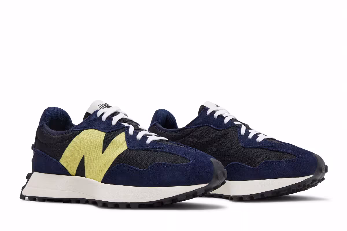 New Balance Women's 327 Eclipse First Light, view 9