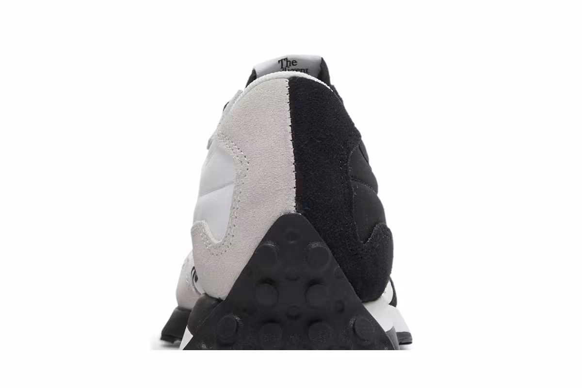 New Balance 327 Big Kid Collective - Black, view 8