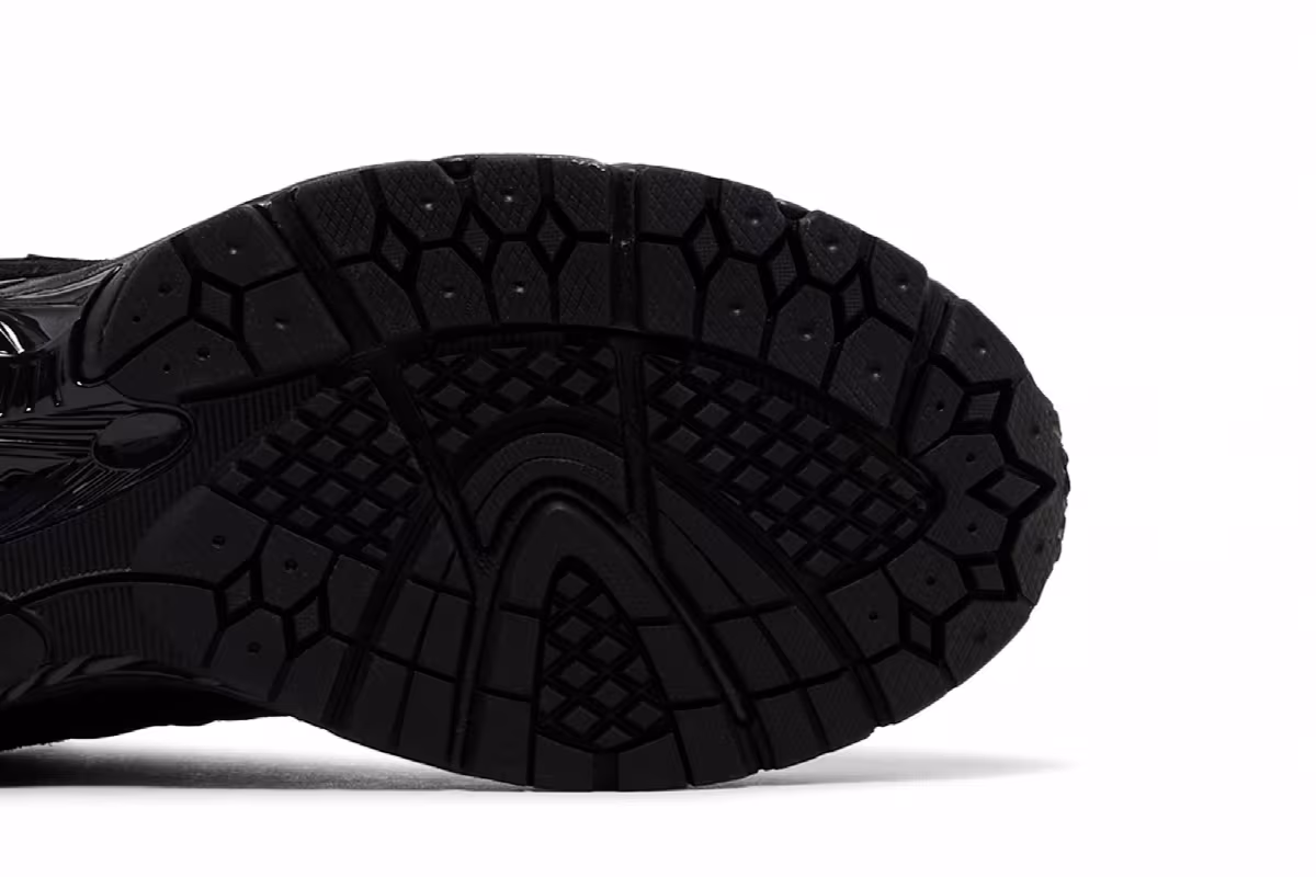 New Balance 2002R Black Cat, view 6