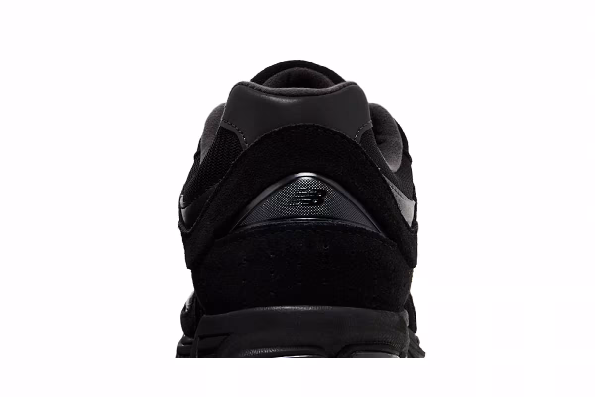 New Balance 2002R Black Cat, view 8