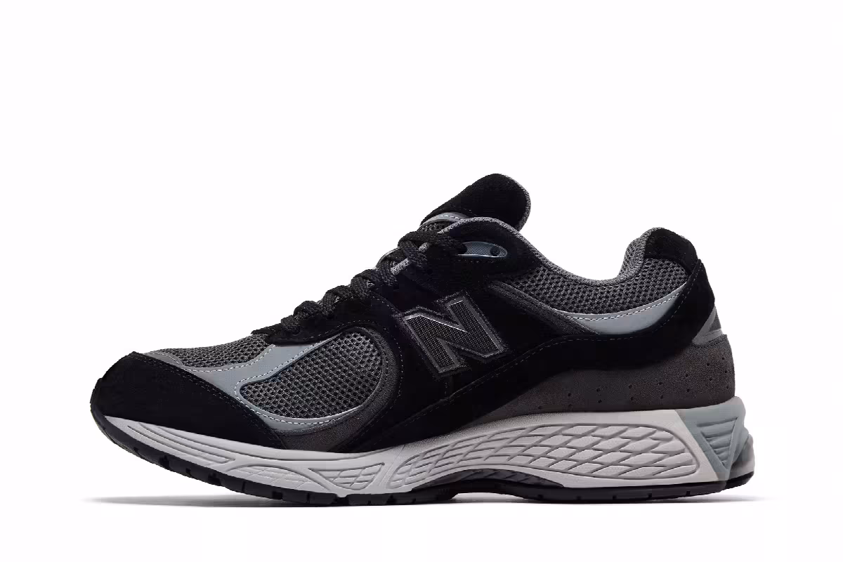 New Balance 2002R Black Grey, view 4