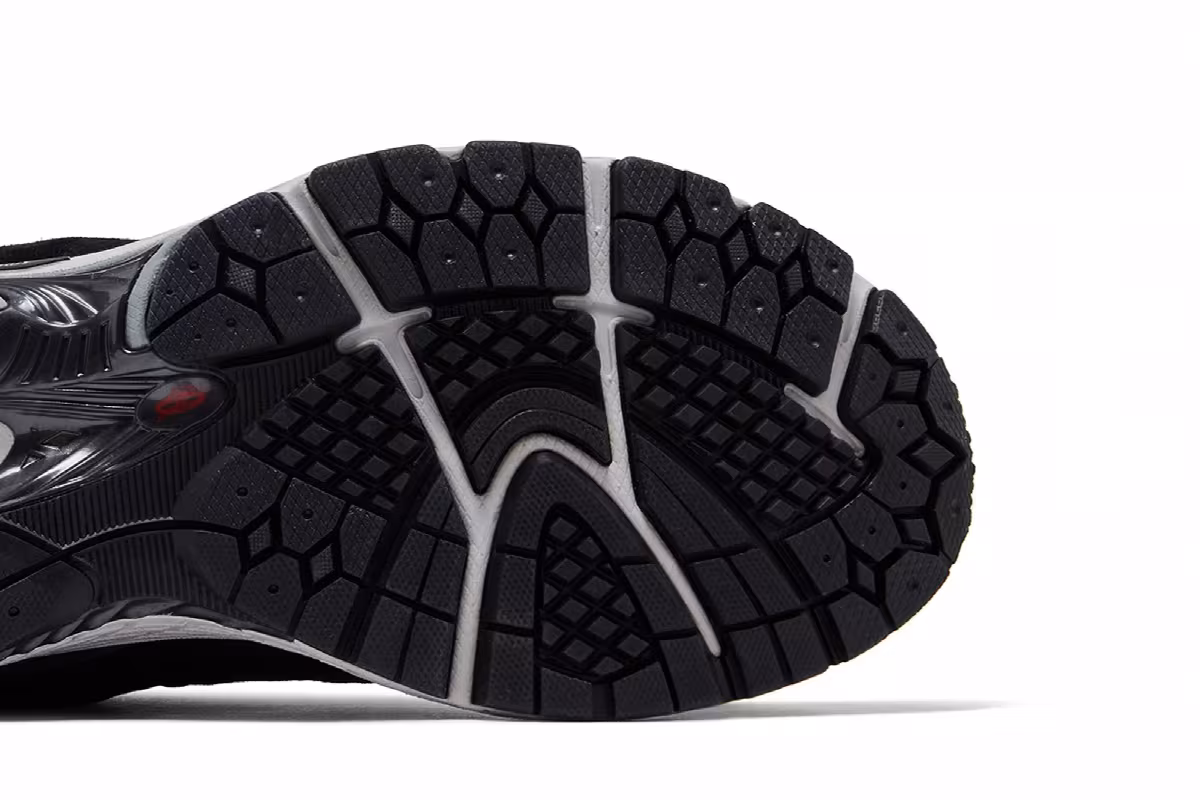 New Balance 2002R Black Grey, view 6