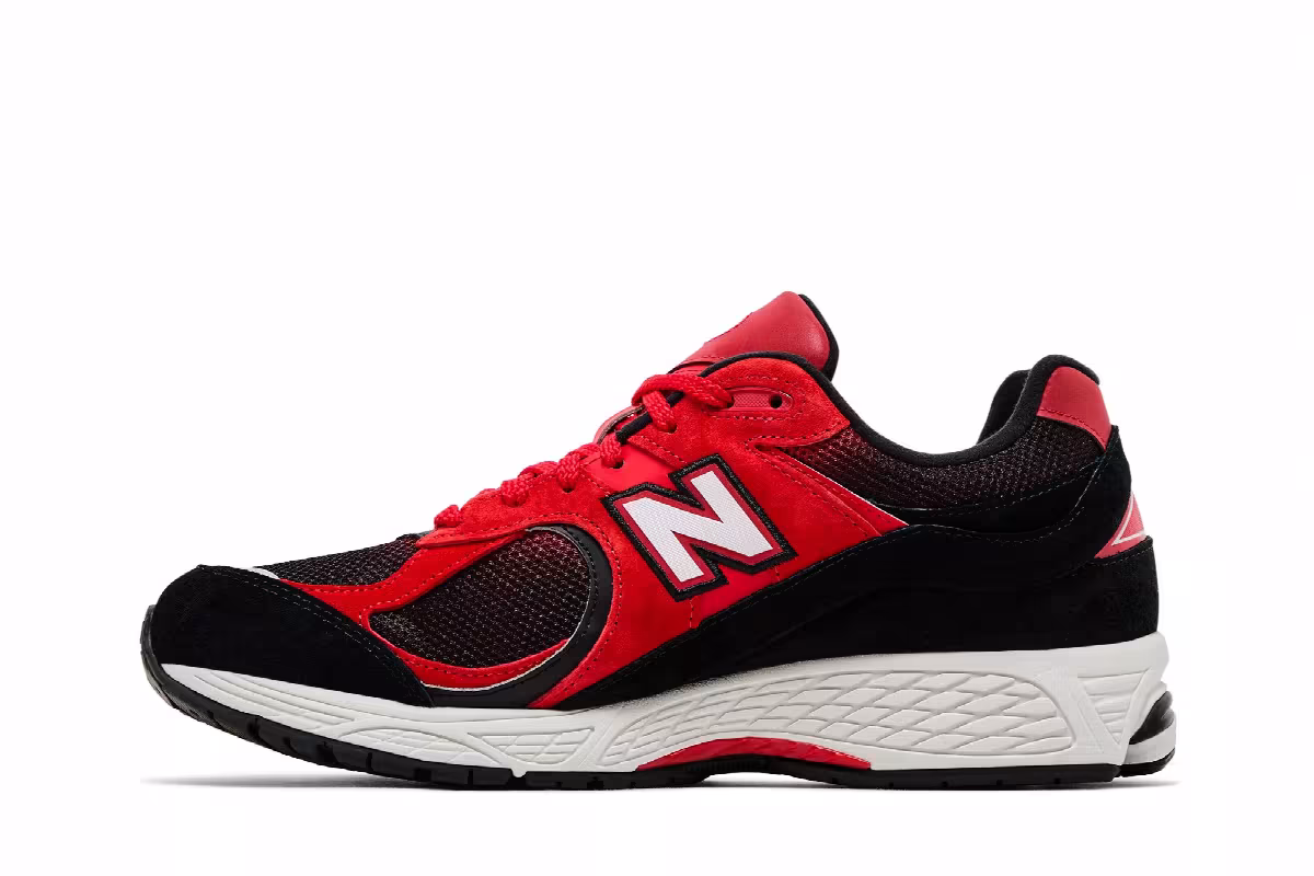 New Balance 2002R True Red Black, view 4