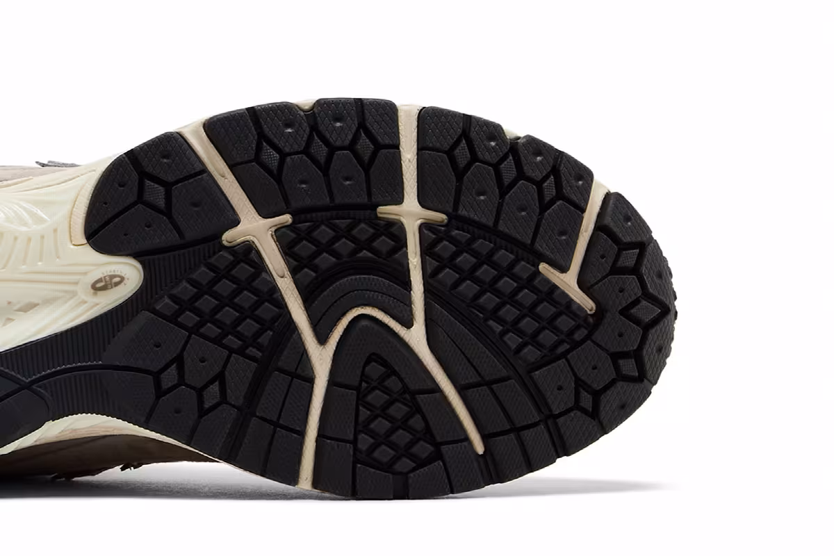 New Balance 2002R Arid Stone, view 6