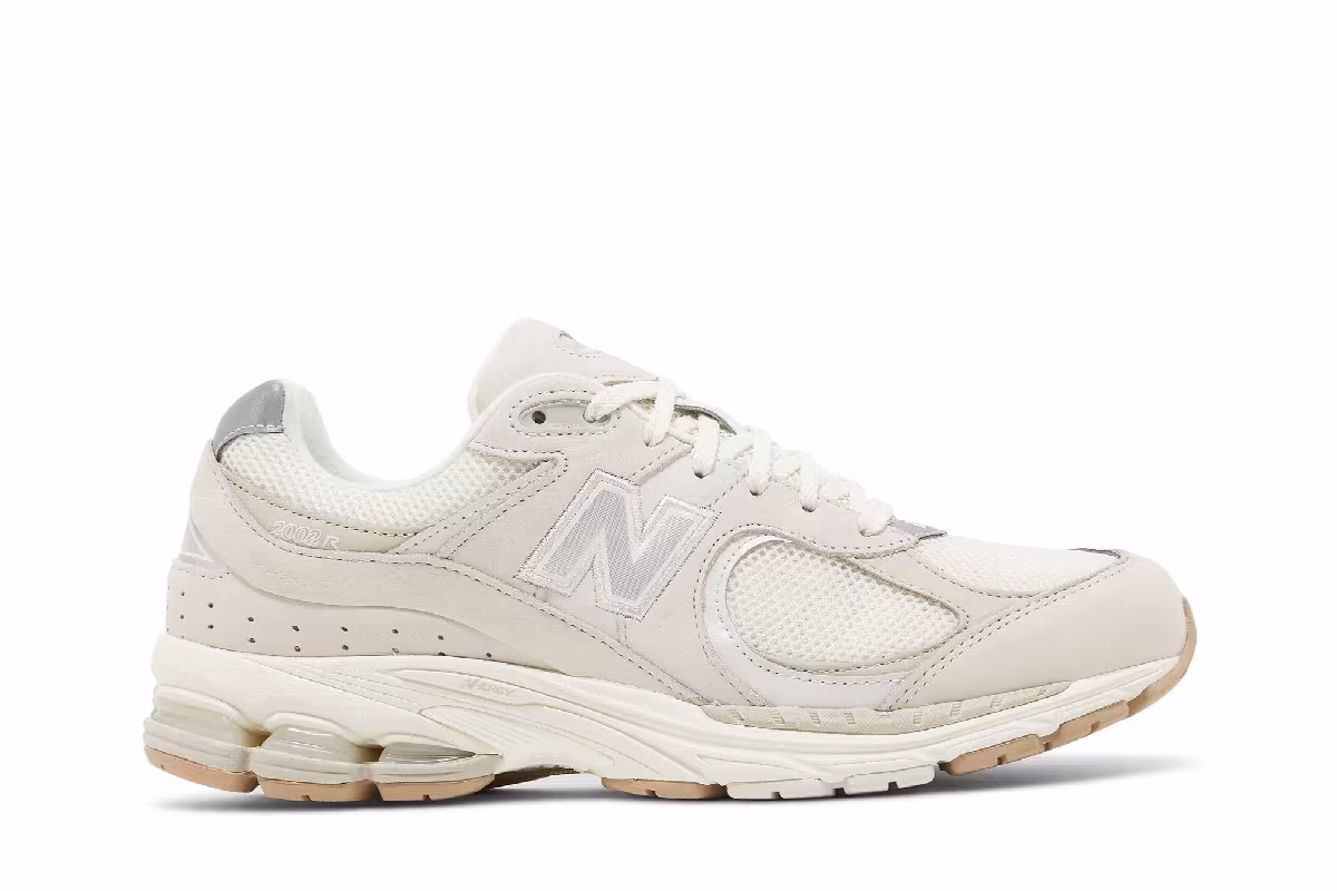 New Balance 2002R Linen Fog, view 2