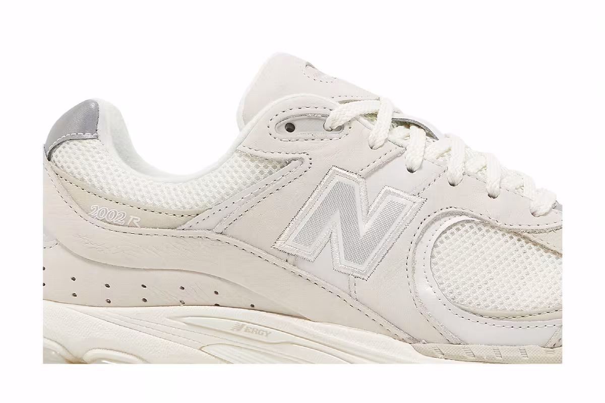 New Balance 2002R Linen Fog, view 3