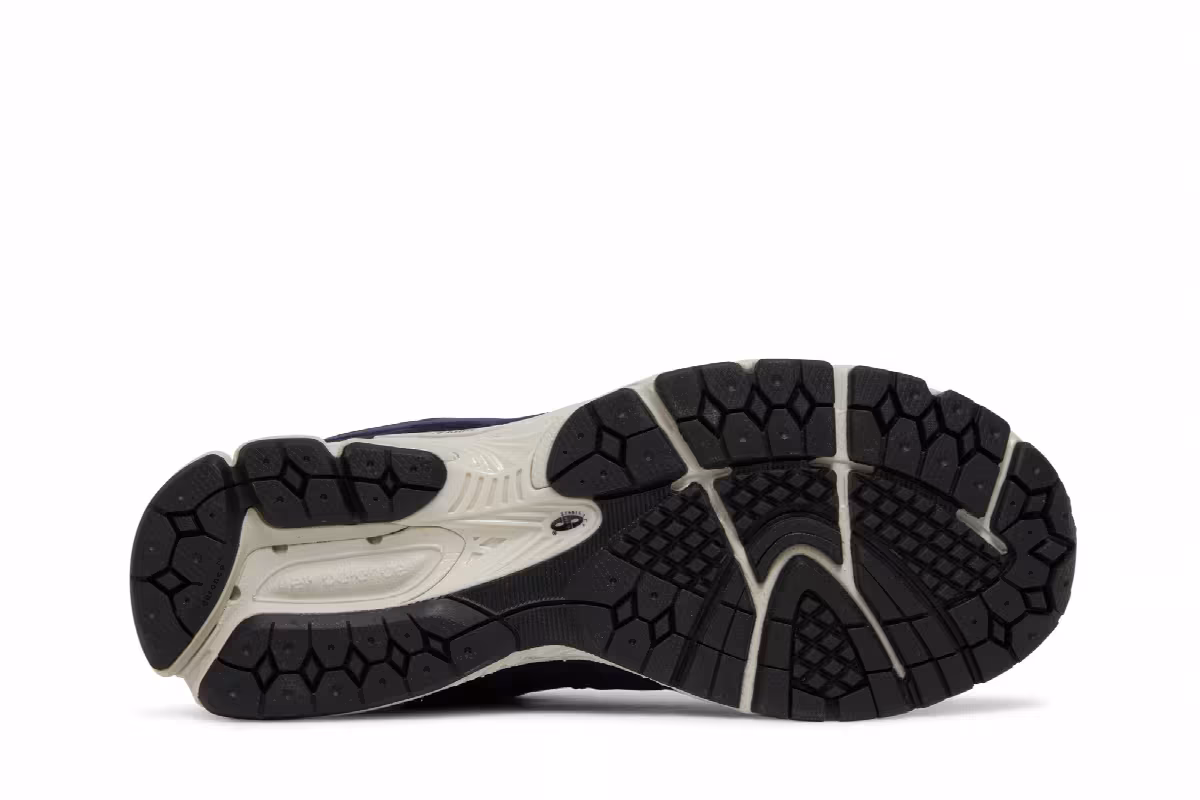 New Balance 2002 Pigment, view 5