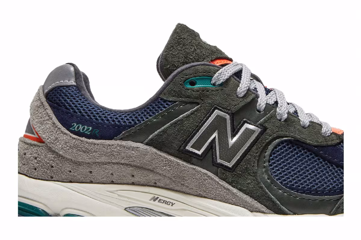 New Balance 2002 Defense Green Natural Indigo, view 3