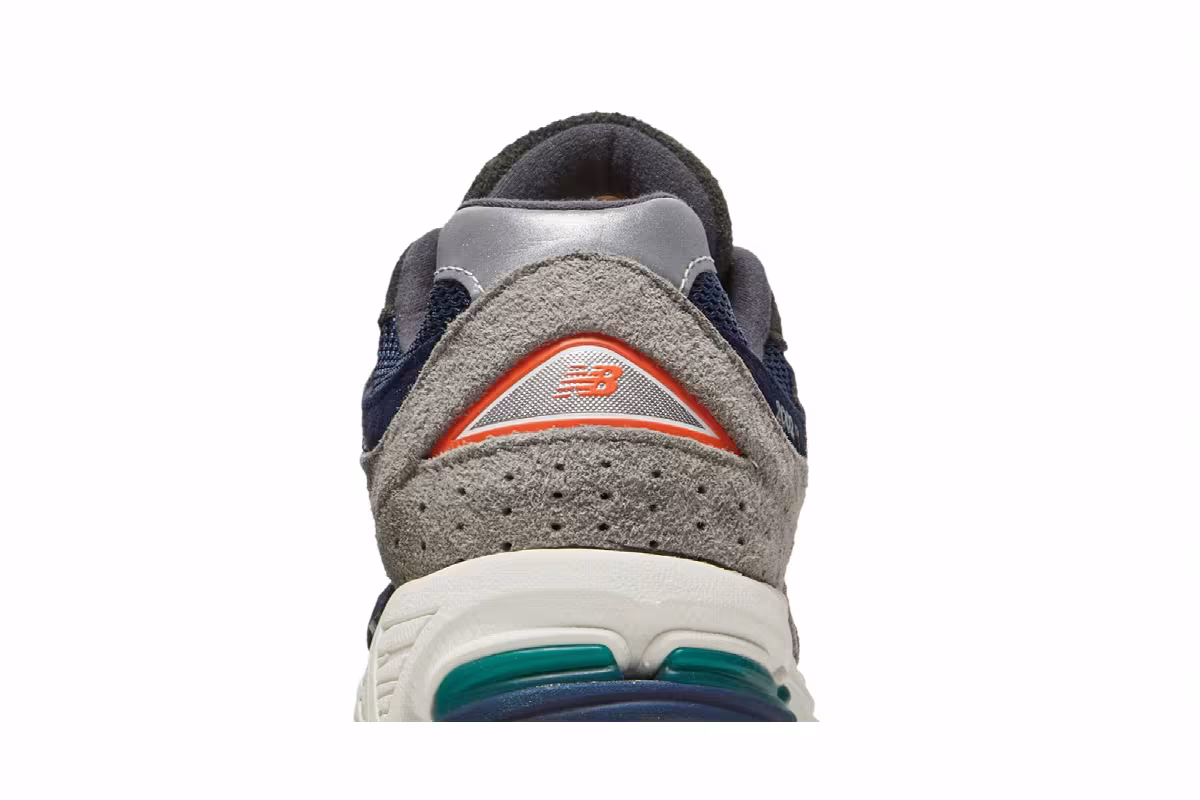 New Balance 2002 Defense Green Natural Indigo, view 8