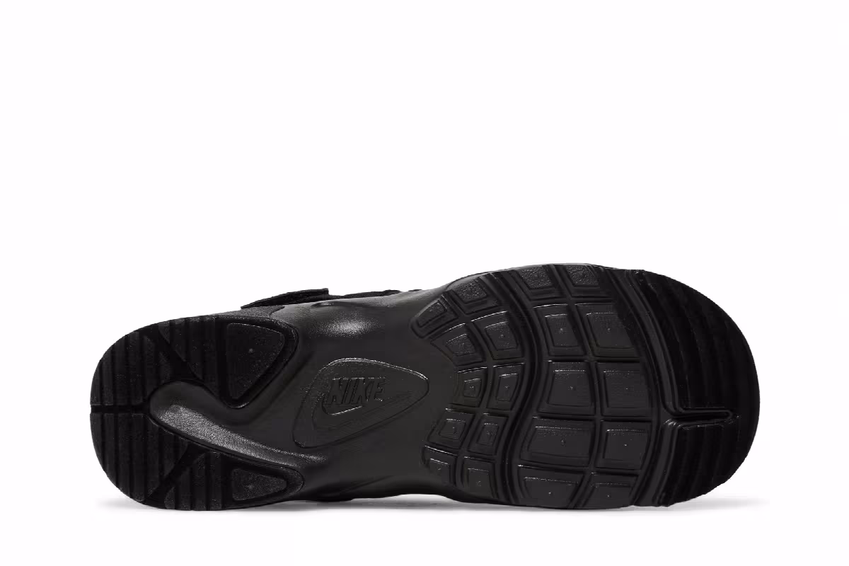 Nike Canyon Sandal Triple Black, view 5