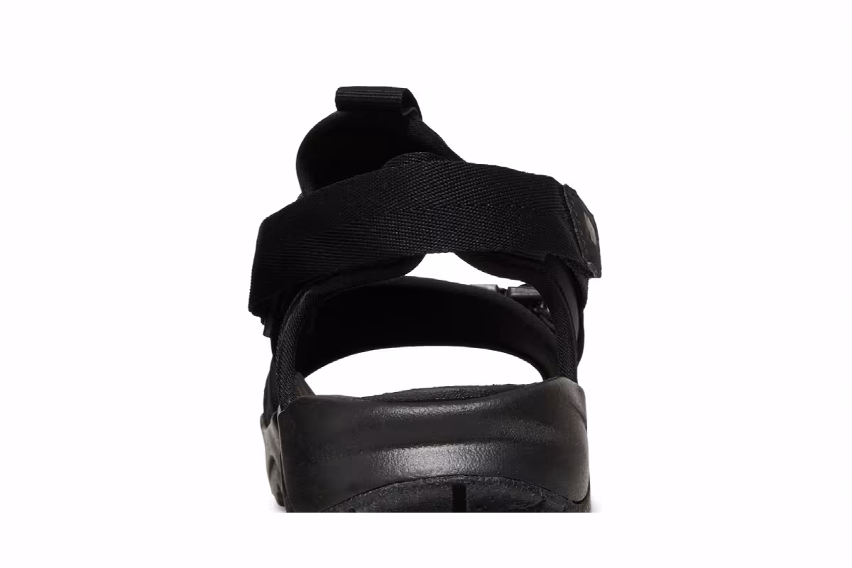 Nike Canyon Sandal Triple Black, view 8