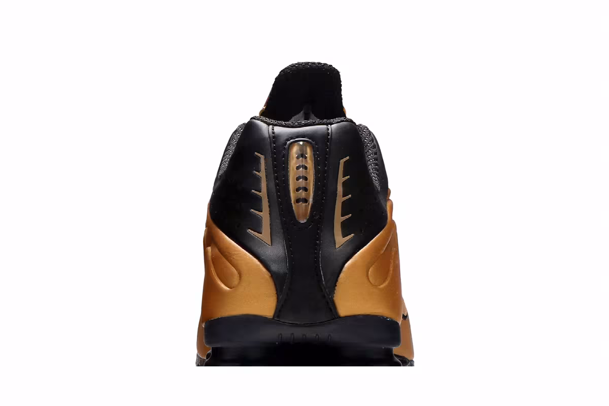 Nike Shox R4 Metallic Gold, view 8