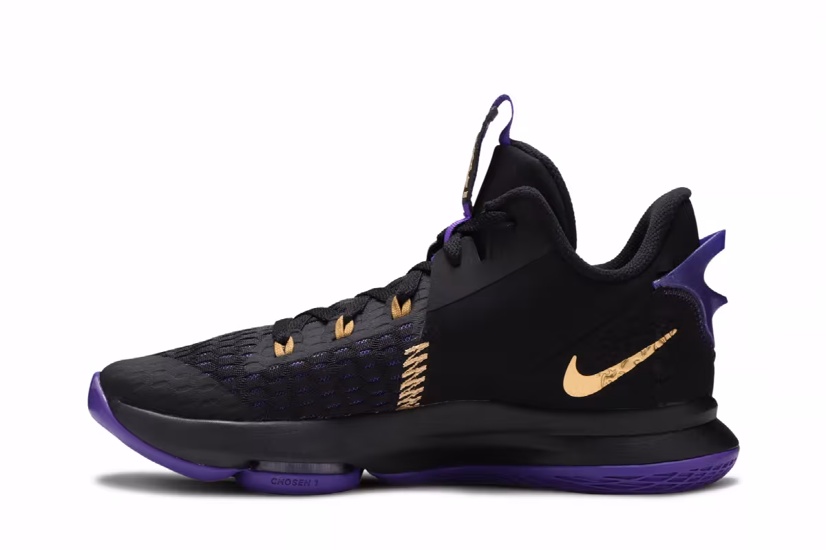 Nike LeBron Witness 5 Fierce Purple Metallic Gold, view 4