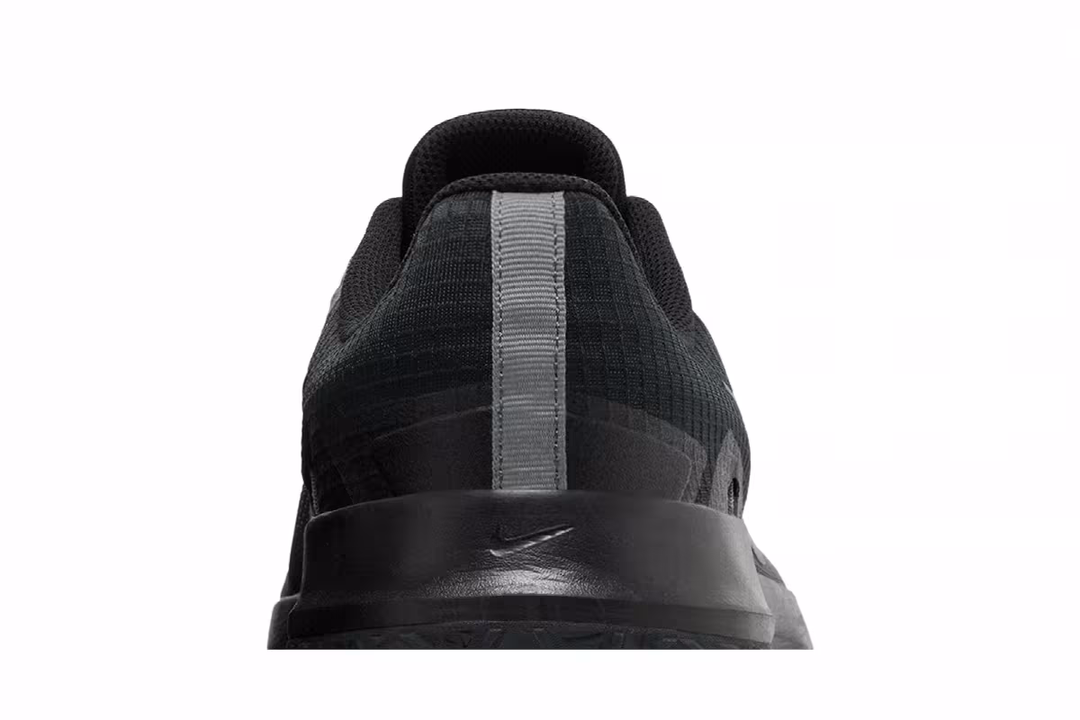 Nike Varsity Compete TR 3 Dark Smoke Grey, view 8