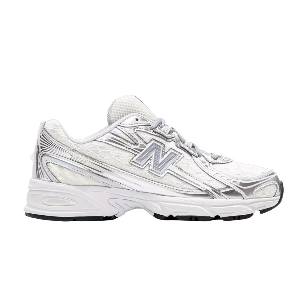 New Balance 740 Linen Silver Metallic