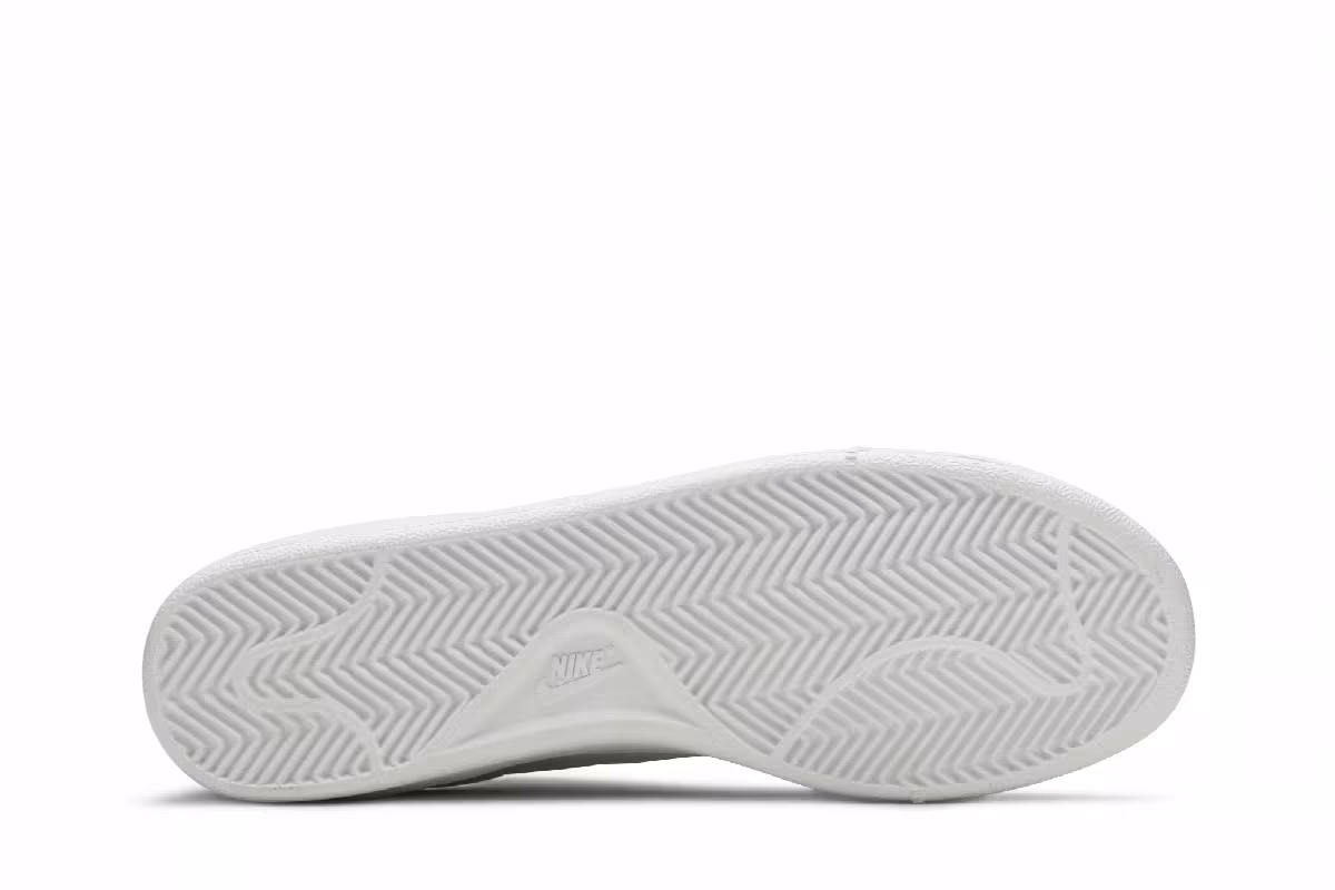 Nike Tennis Classic CS White University Red, view 5