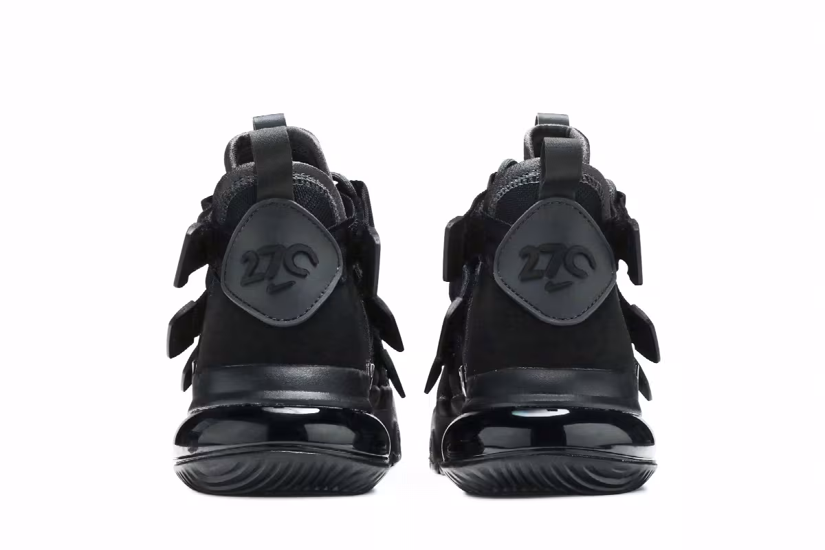 Nike Air Edge 270 Triple Black, view 7