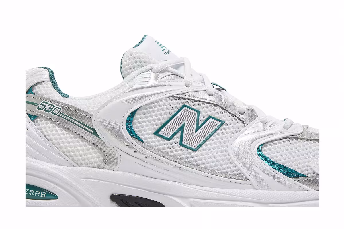 New Balance 530 White Silver Green, view 3