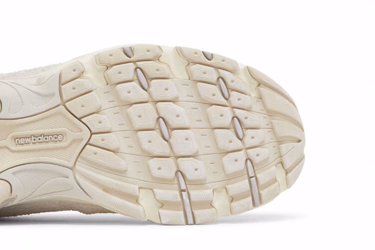 New Balance 530 Moonbeam Raw Cashew, view 6