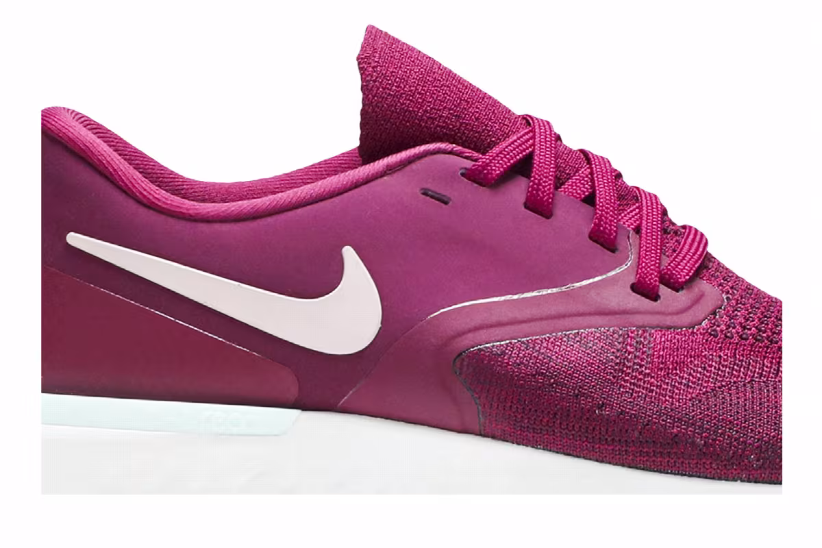 Nike Women's Odyssey React Flyknit 2 Raspberry Red, view 3