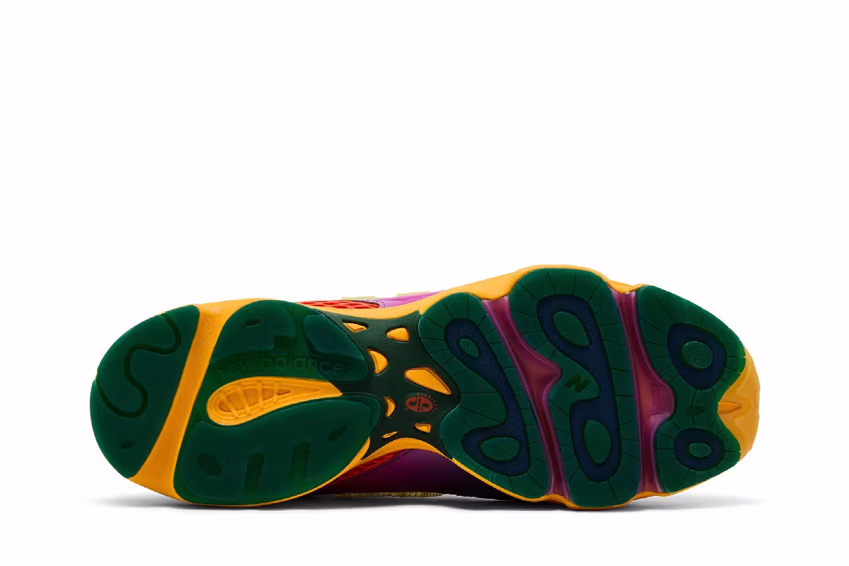 Salehe Bembury x New Balance 1000 Fog Be The Cloud - Berry, view 5