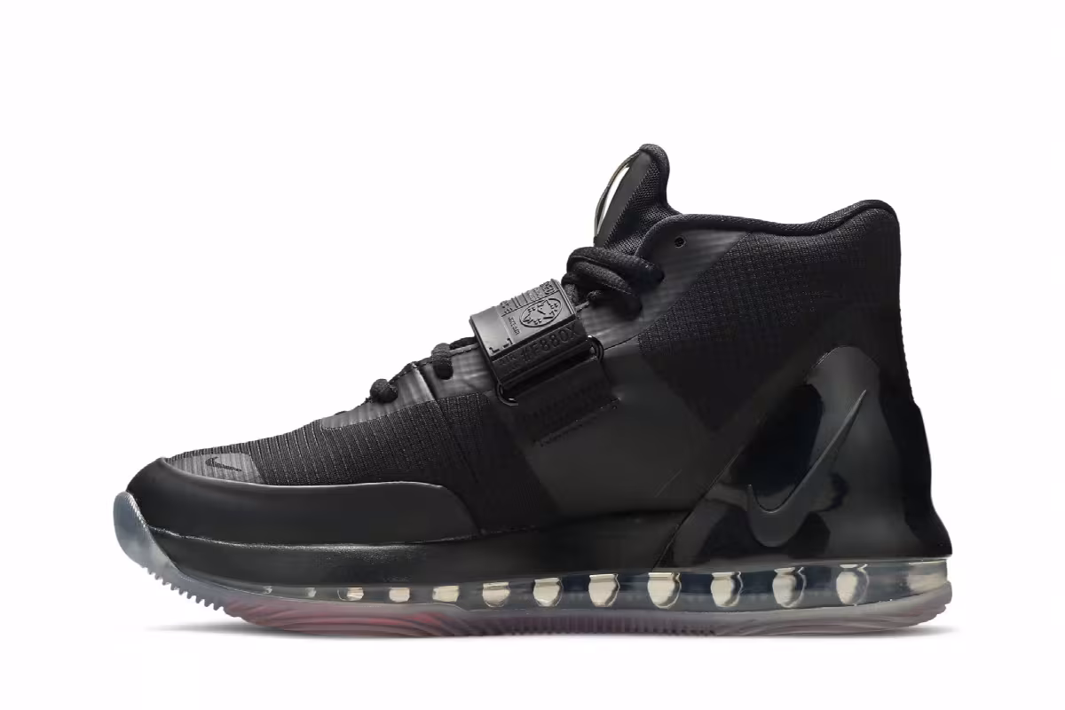 Nike Air Force Max Black, view 4