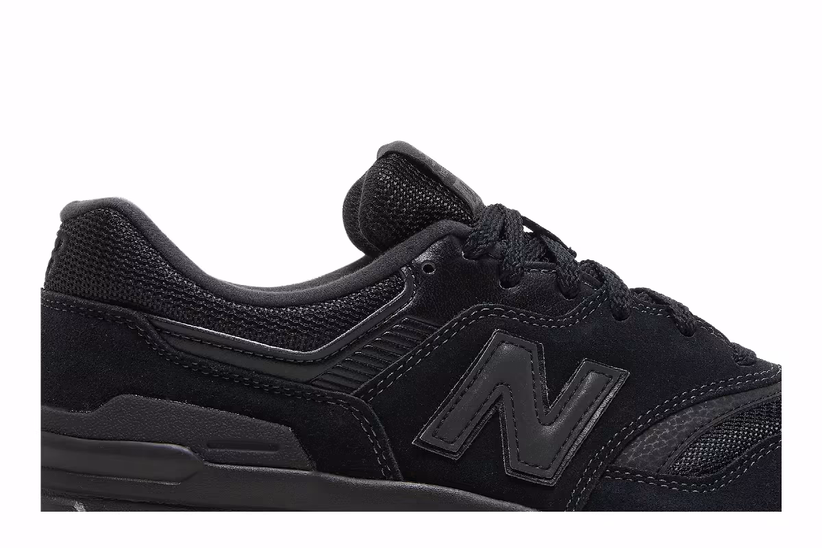 New Balance 997 Triple Black, view 3