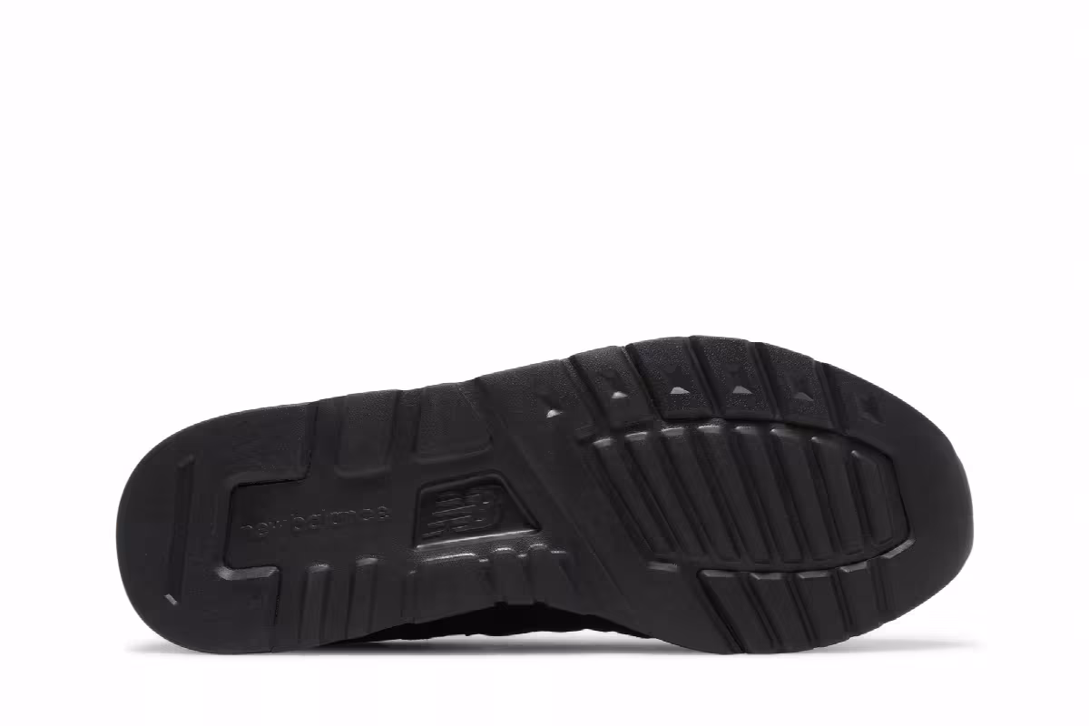 New Balance 997 Triple Black, view 5