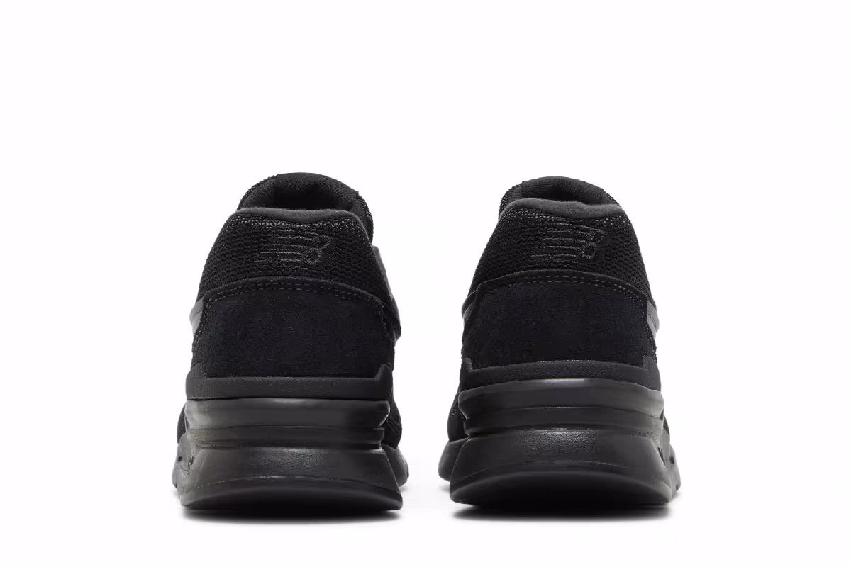 New Balance 997 Triple Black, view 7