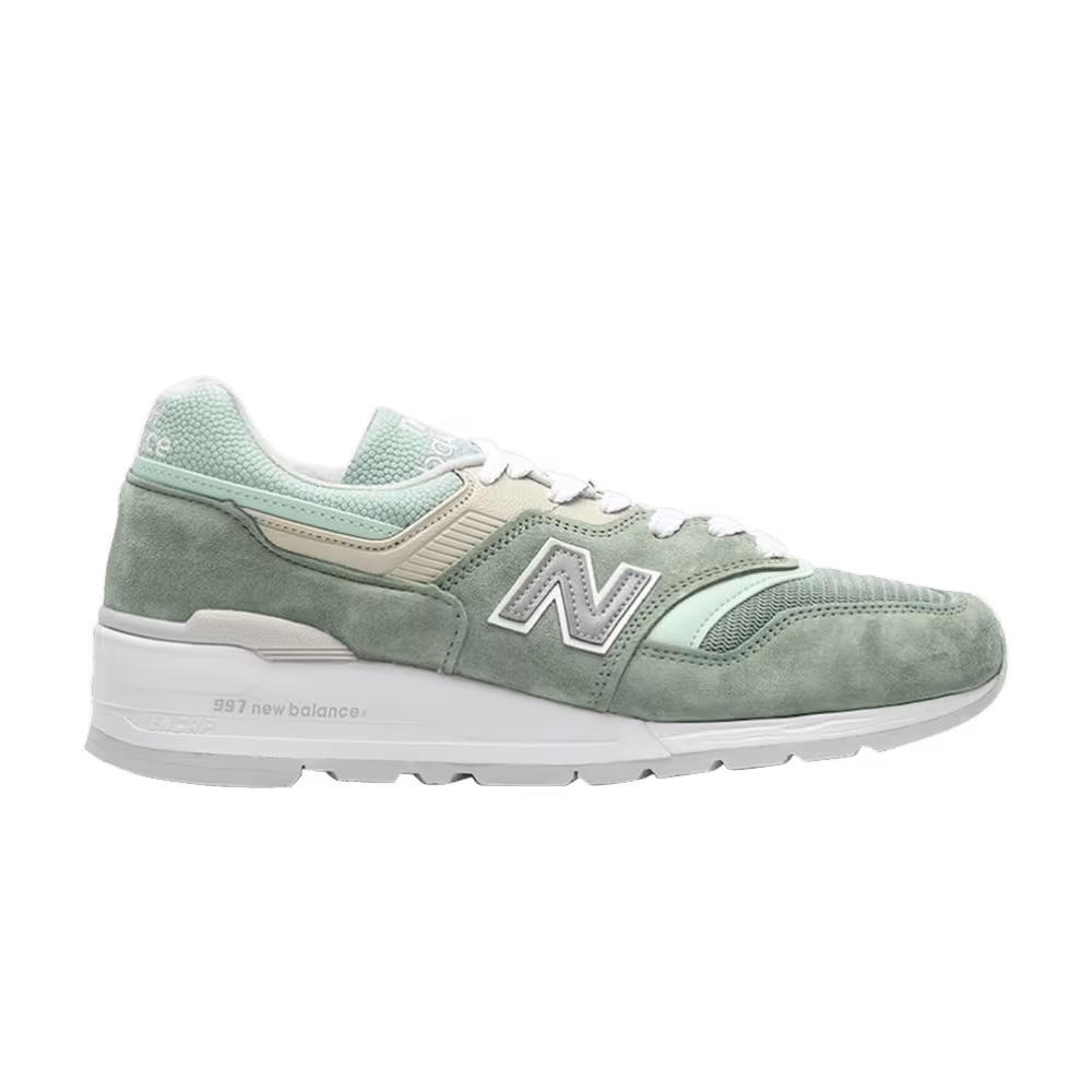 New Balance 997 Light Green