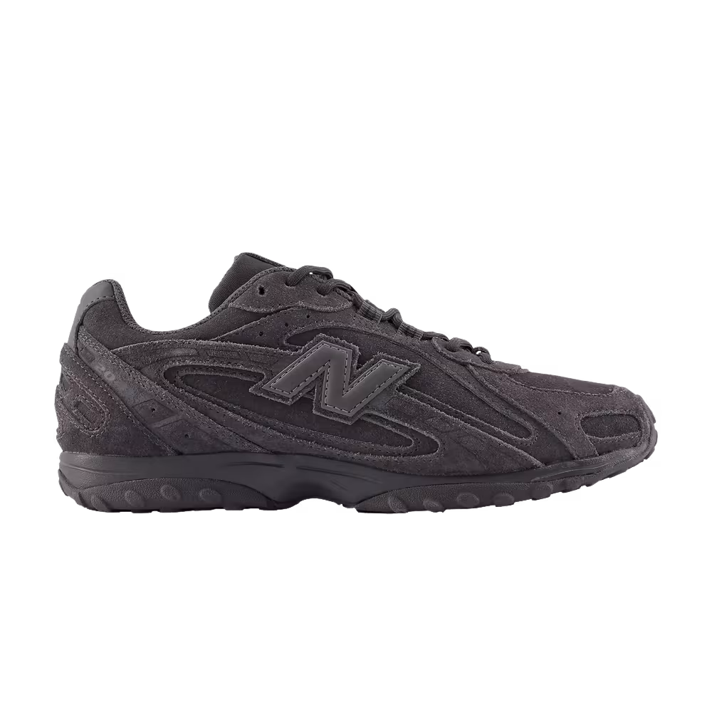New Balance 204L Magnet