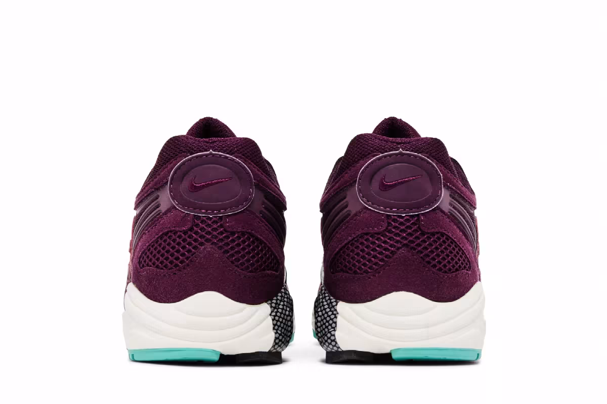 Nike Air Ghost Racer Bordeaux, view 7