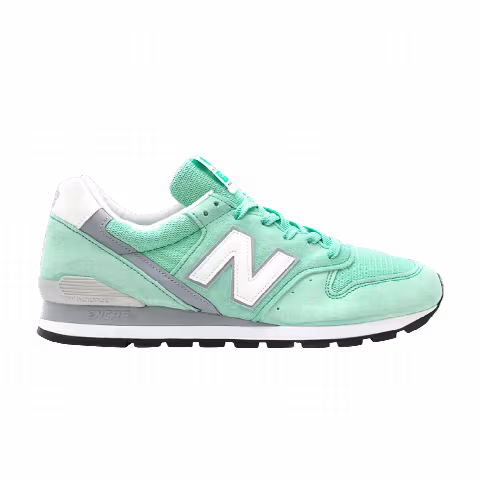 New Balance 996