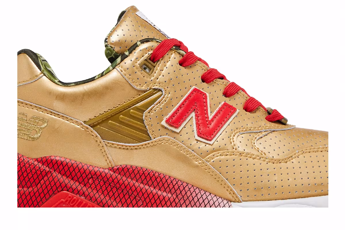 New Balance Hectic x Stussy x Undefeated x 580 Gold Camo, view 3